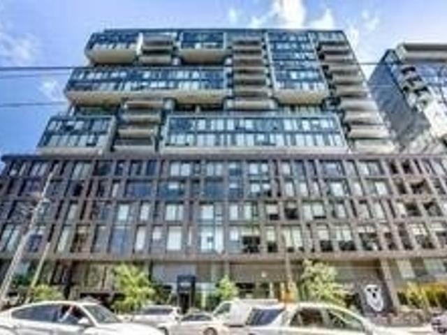 421 - 111 Bathurst St