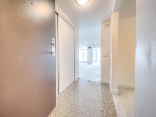 3211 - 361 Front St W