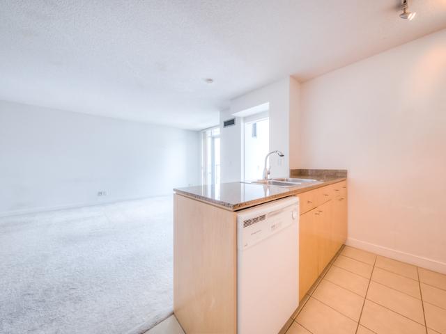 3211 - 361 Front St W