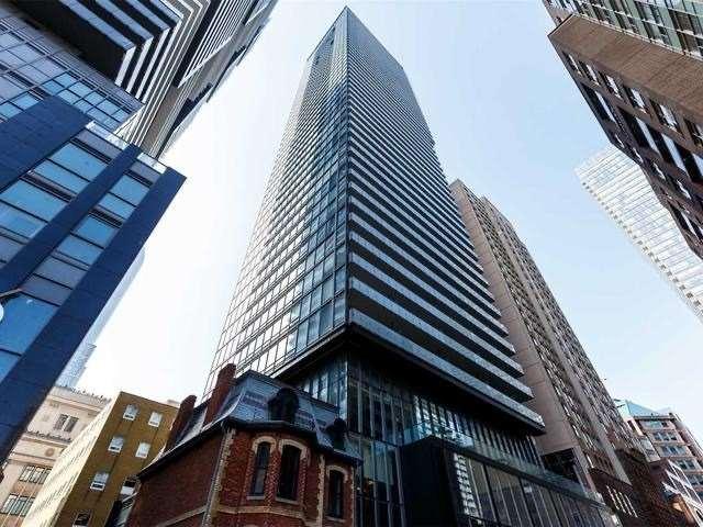 3001 - 15 Grenville St