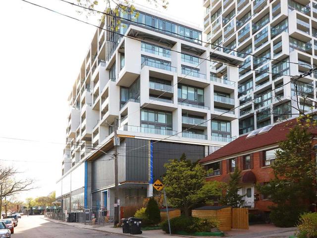 934 - 8 Hillsdale Ave