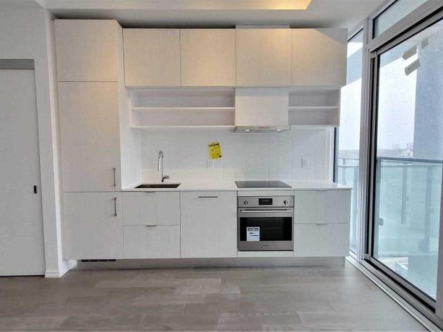 1517 - 8 Hillsdale Dr