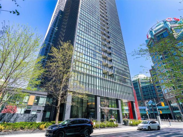 2307 - 110 Charles St E