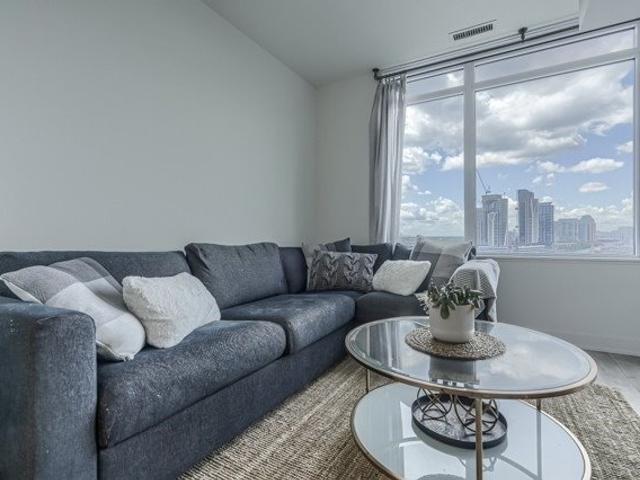 1109 - 27 Bathurst St