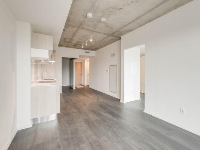 633 - 8 Hillsdale Ave E