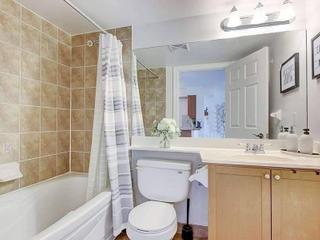 2414 - 15 Greenview Ave