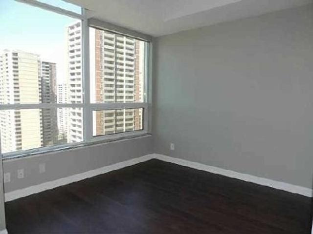 1802 - 500 Sherbourne St