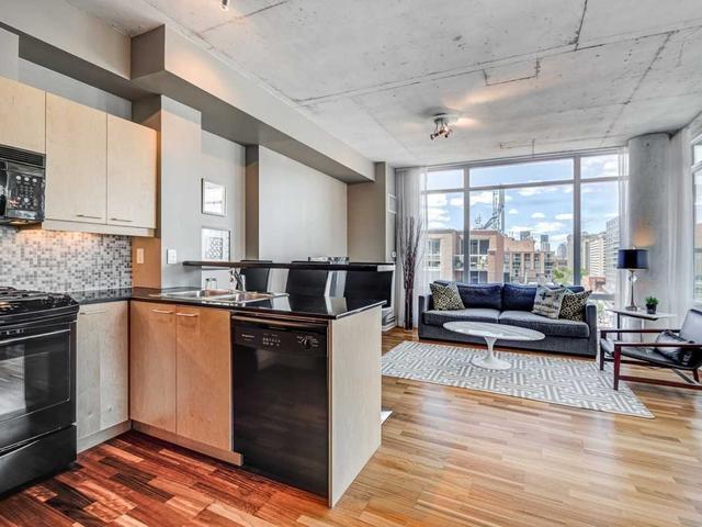 1003 - 333 Adelaide St E