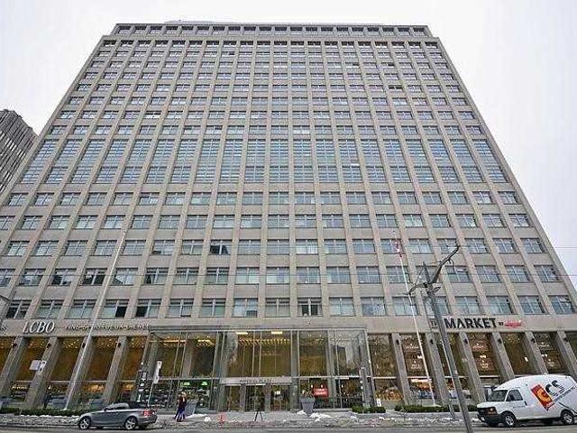 728 - 111 St Clair Ave W