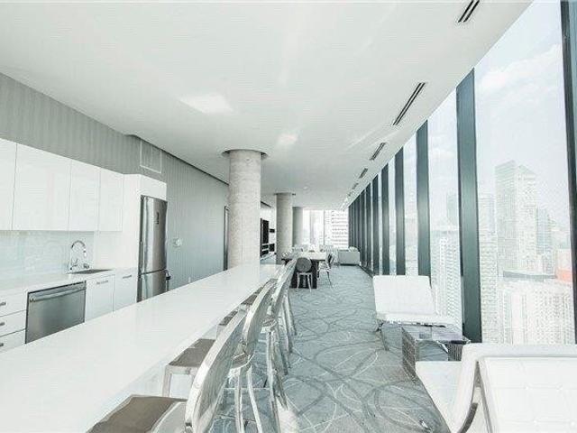 1505 - 11 Charlotte St