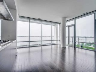 523 - 39 Queens Quay E