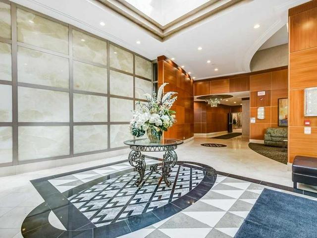 3011 - 155 Beecroft Rd