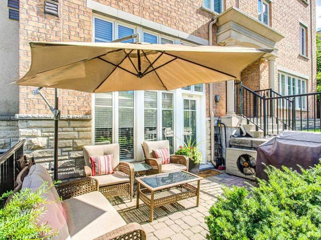 1028 - 54 East Liberty St N