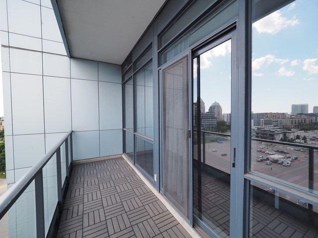 738 - 2885 Bayview Ave