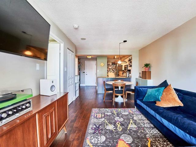 958 - 313 Richmond St