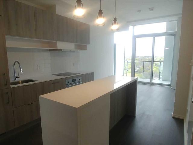 1714 - 8 Hillsdale Ave E