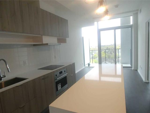 1714 - 8 Hillsdale Ave E