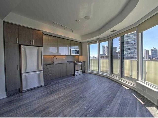 1902 - 403 Church St