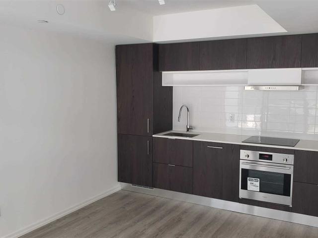 741 - 8 Hillsdale Ave