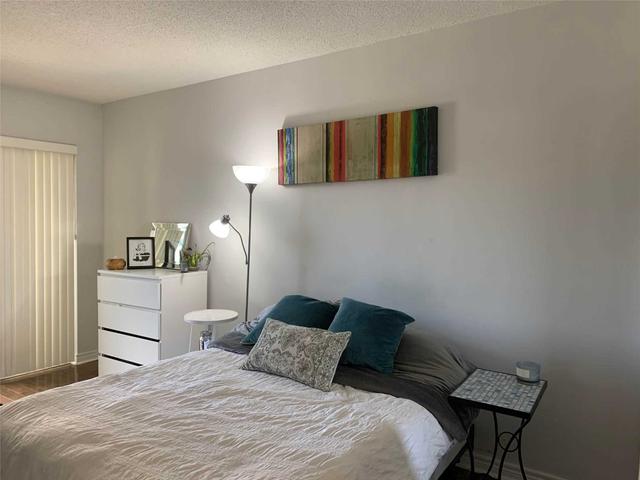 1203 - 55 Bloor  St E