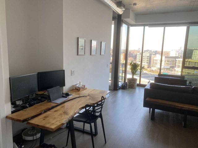 916 - 170 Bayview Ave