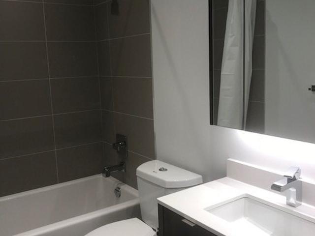 527 - 55 Merchant's Wharf Way