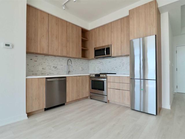 2708 - 30 Ordnance St