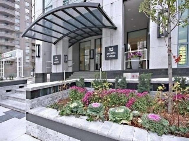 1707 - 33 Empress Ave