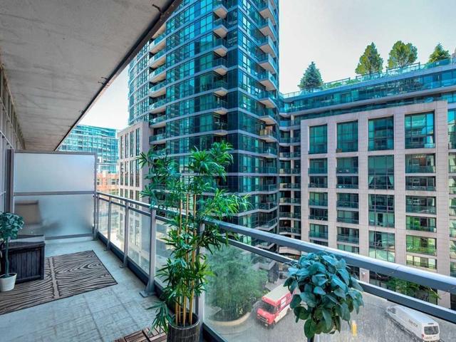 608 - 15 Bruyeres Mews