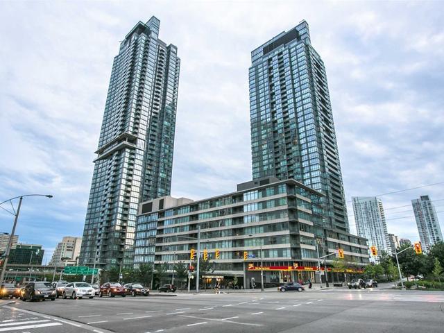 901 - 15 Fort York Blvd