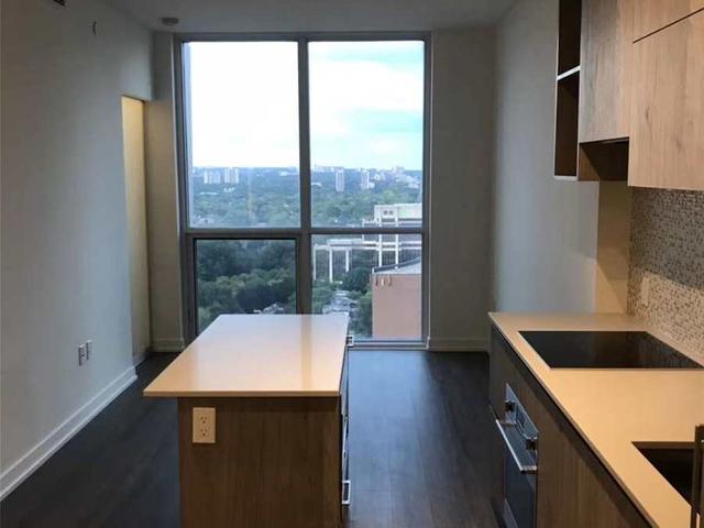 2210 - 1 Yorkville Ave