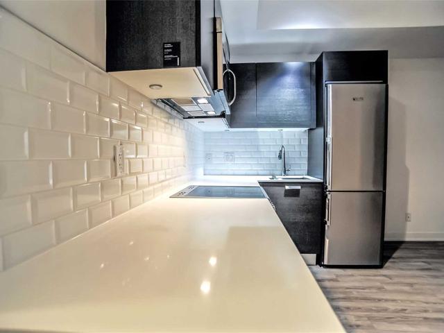 506 - 42 Charles St E