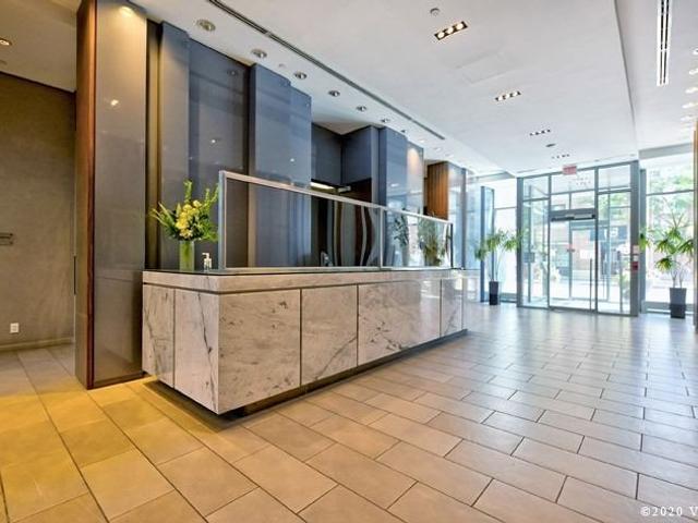 1303 - 33 Lombard St