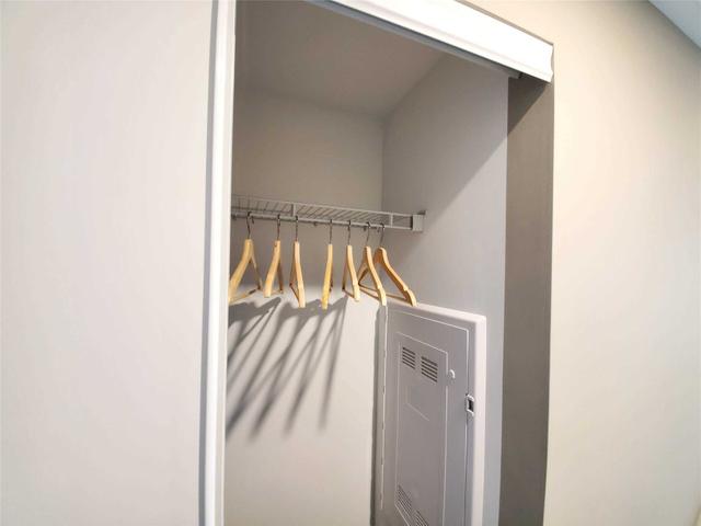 1211 - 115 Blue Jays Way