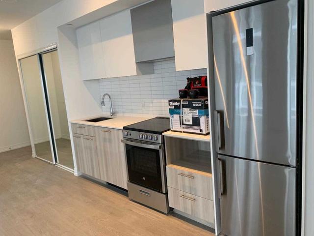 4203 - 251 Jarvis St