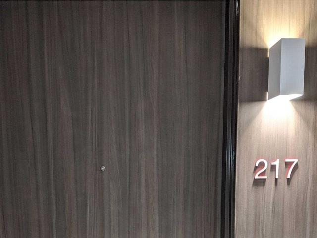 217 - 185 Roehampton Ave