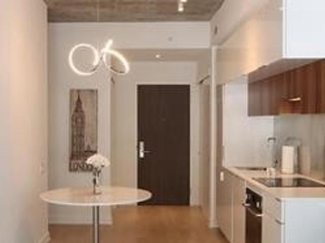 217 - 185 Roehampton Ave