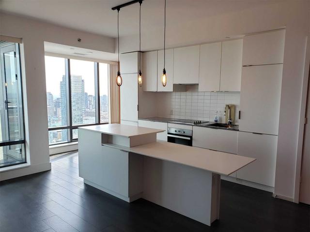 4304 - 5 St Joseph St