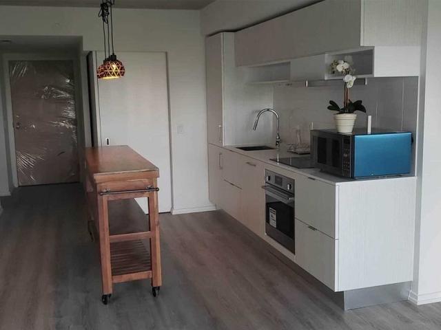 835 - 8 Hillsdale Ave E