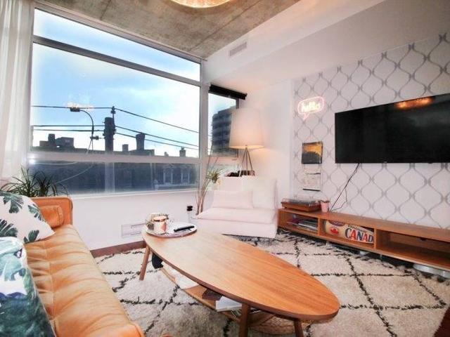 420 - 333 Adelaide St E