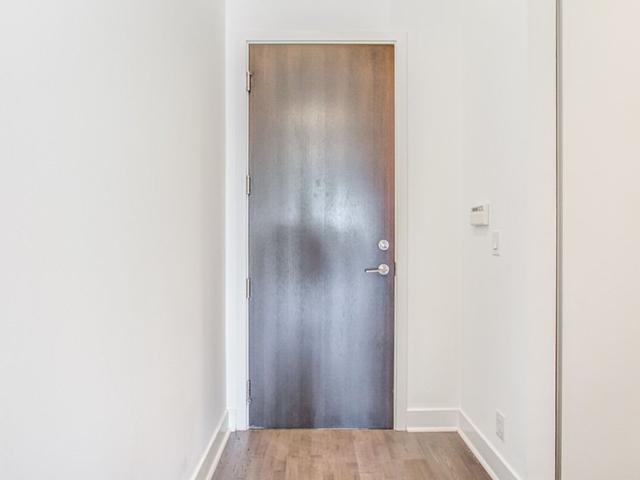 PH 1006 - 399 Adelaide St