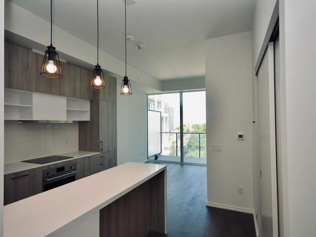 1539 - 8 Hillsdale Ave E