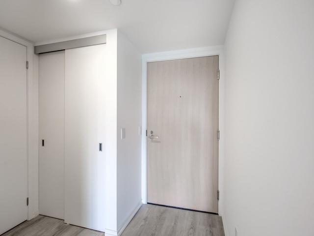 831 - 8 Hillsdale Ave E