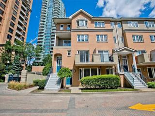 1700 - 28 Sommerset Way