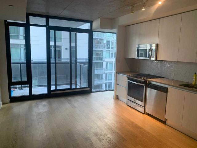 714 - 111 Bathurst St