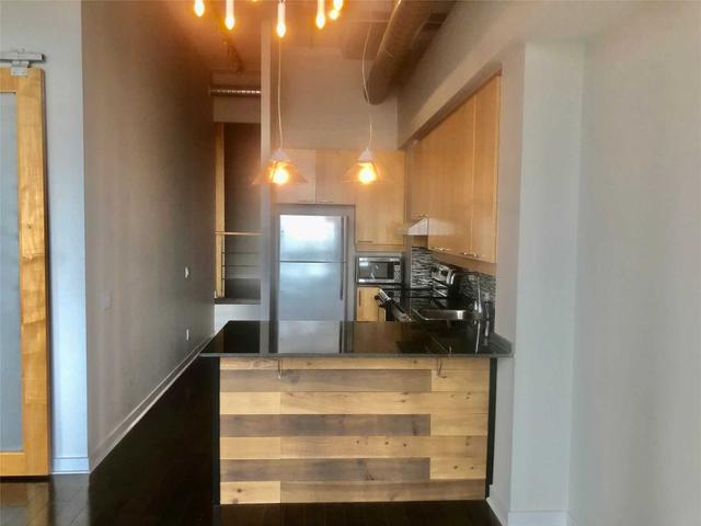 948 - 155 Dalhousie St