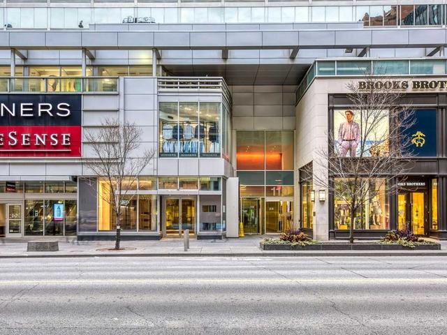 1306 - 110 Bloor St W