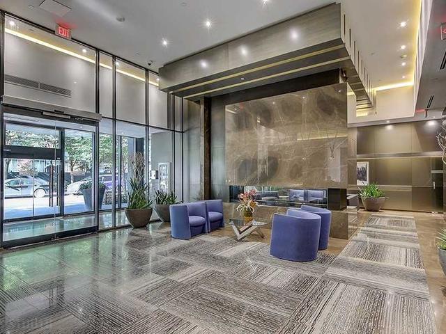 1101 - 101 Charles St E