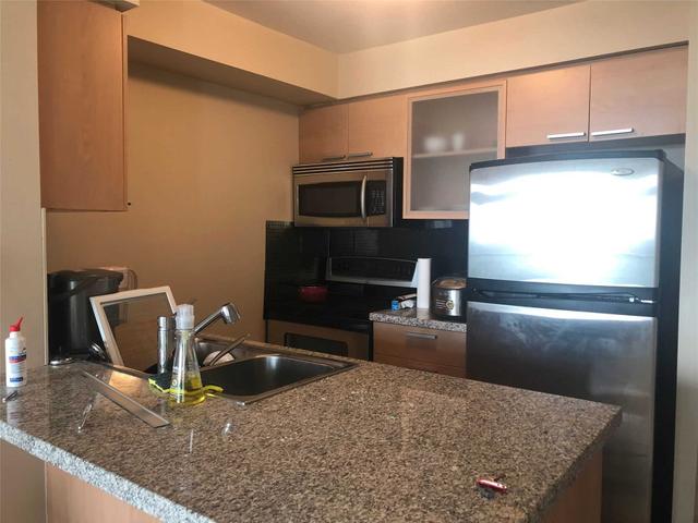 2205 - 18 Harrison Garden Blvd