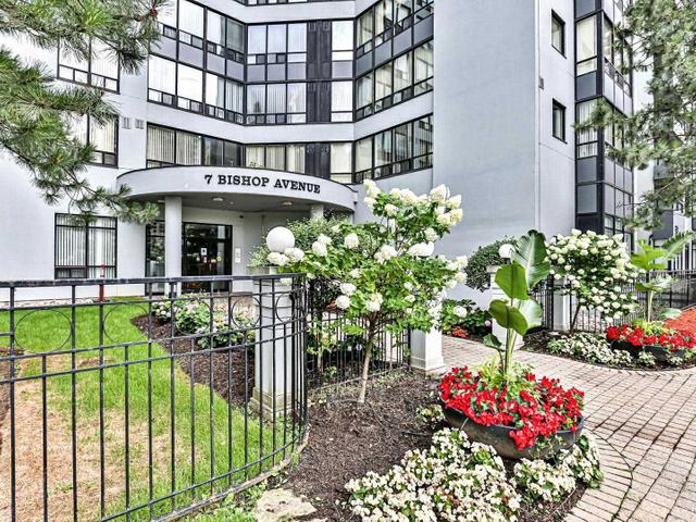 1109 - 7 Bishop Ave
